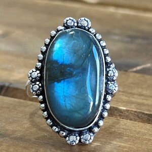 Vintage Style Blue Labradorite Quartz Gemstone Ring Size 7 Silver 925 Plated